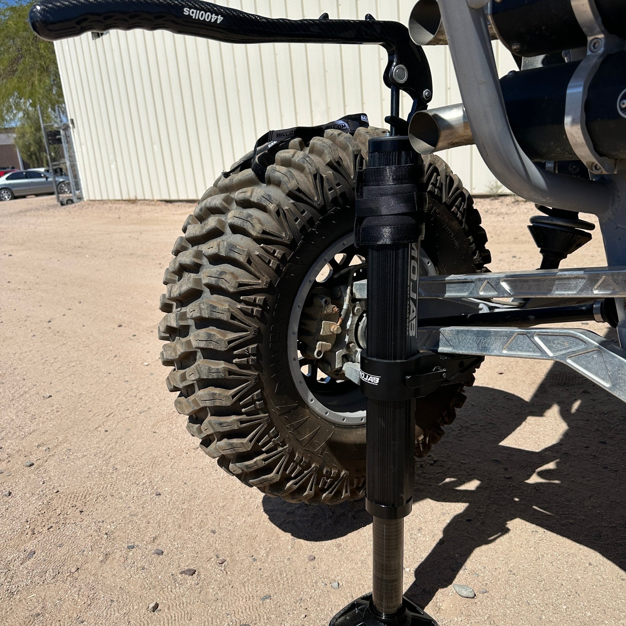 CarbonPro Compact Hydraulic Jack with Mounting Clamps MLH 32''-M.O.R.E.