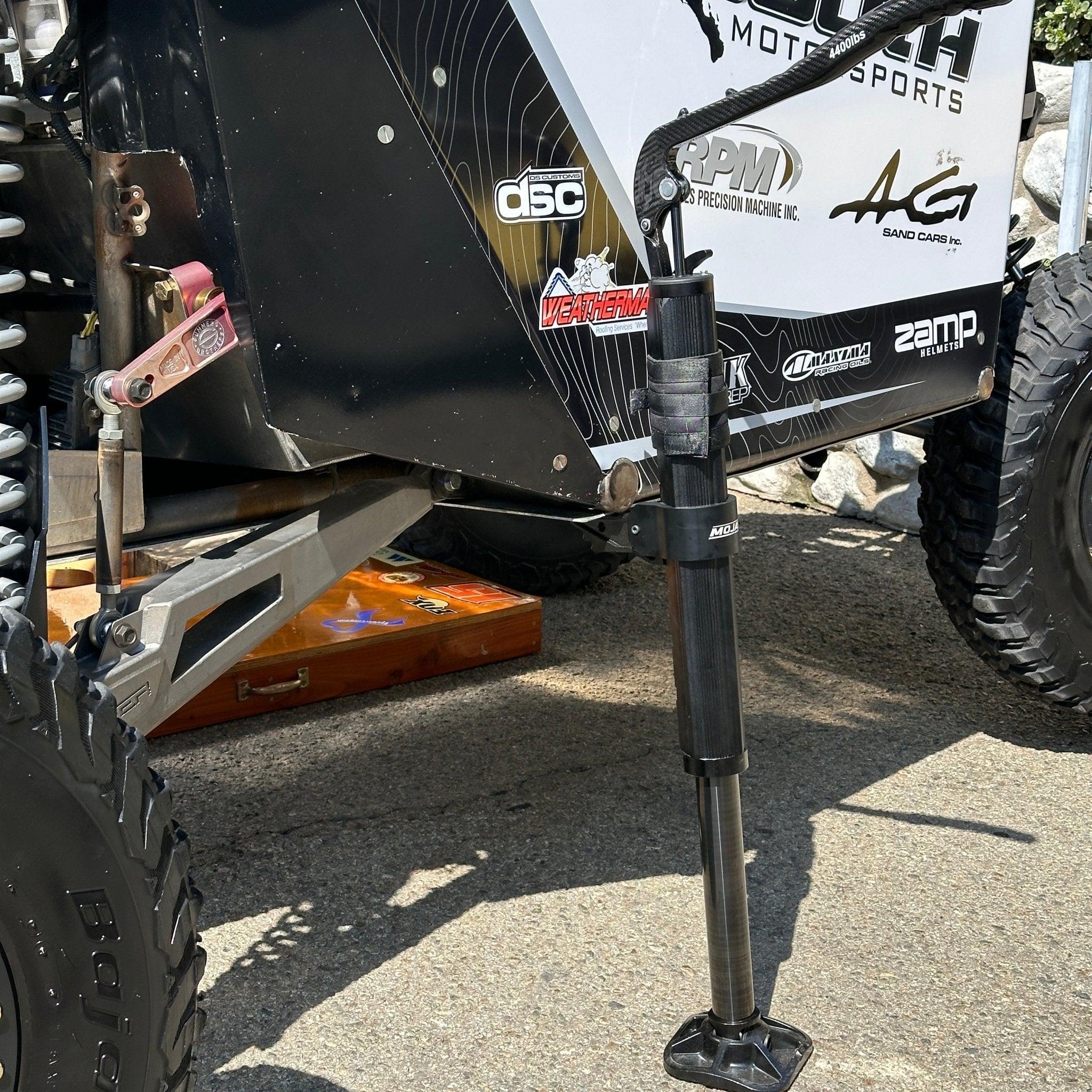 CarbonPro Compact Hydraulic Jack with Mounting Clamps MLH 32''-M.O.R.E.