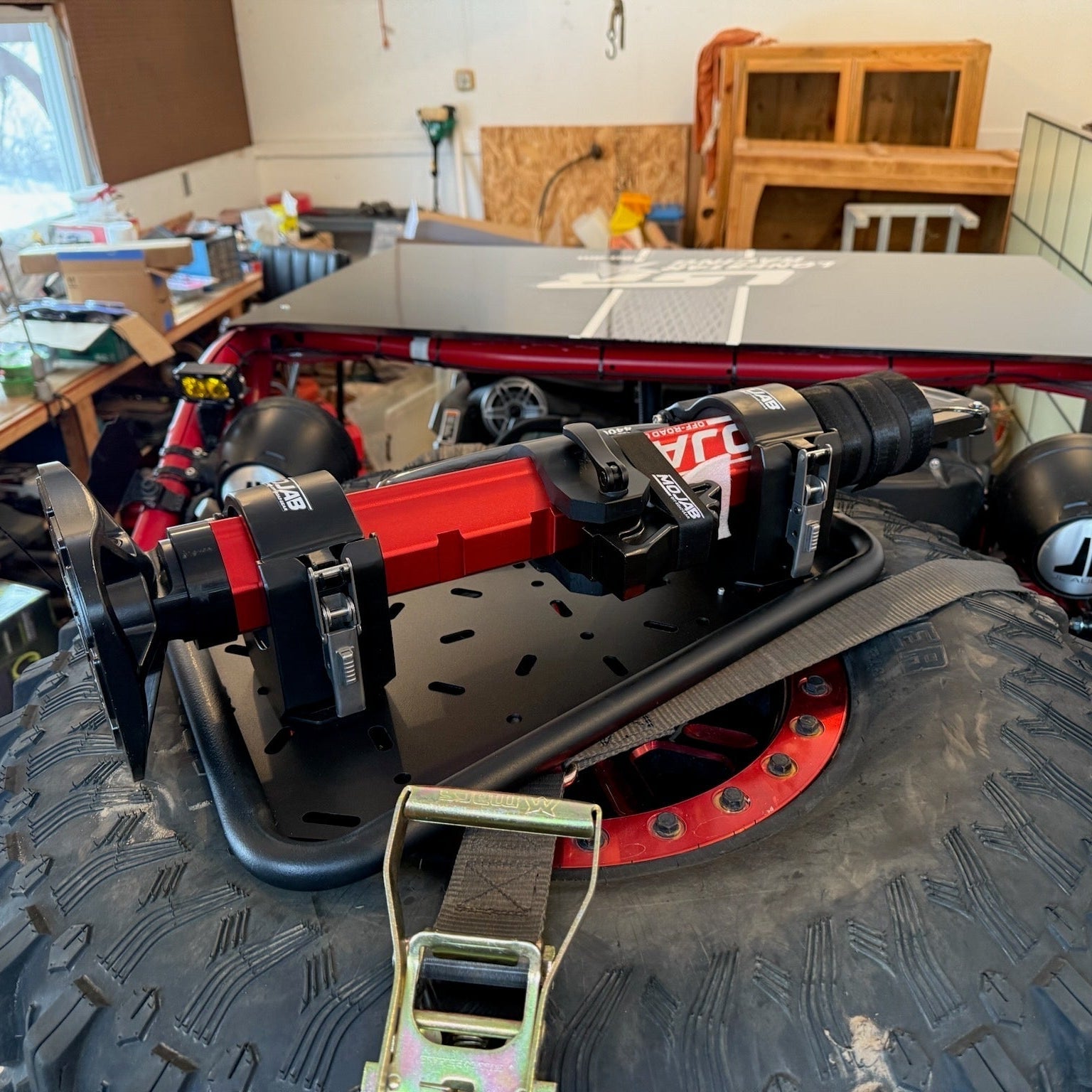 CarbonPro Compact Hydraulic Jack with Mounting Clamps MLH 32''-M.O.R.E.