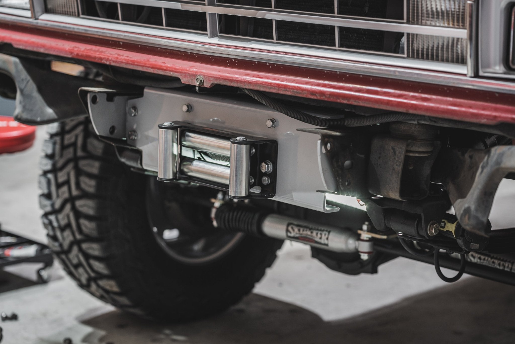 GMC & Chevrolet Squarebody Hidden Winch Mount 1981-1987-M.O.R.E.