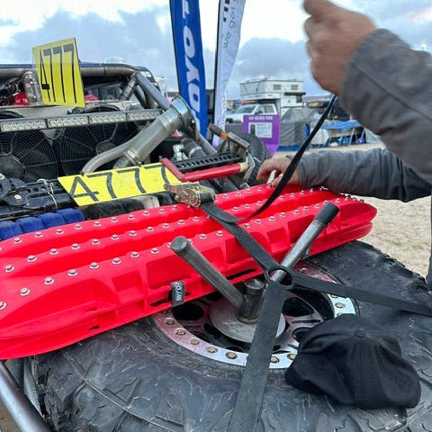 Ultimate Traction recovery board with steel plugs-M.O.R.E.