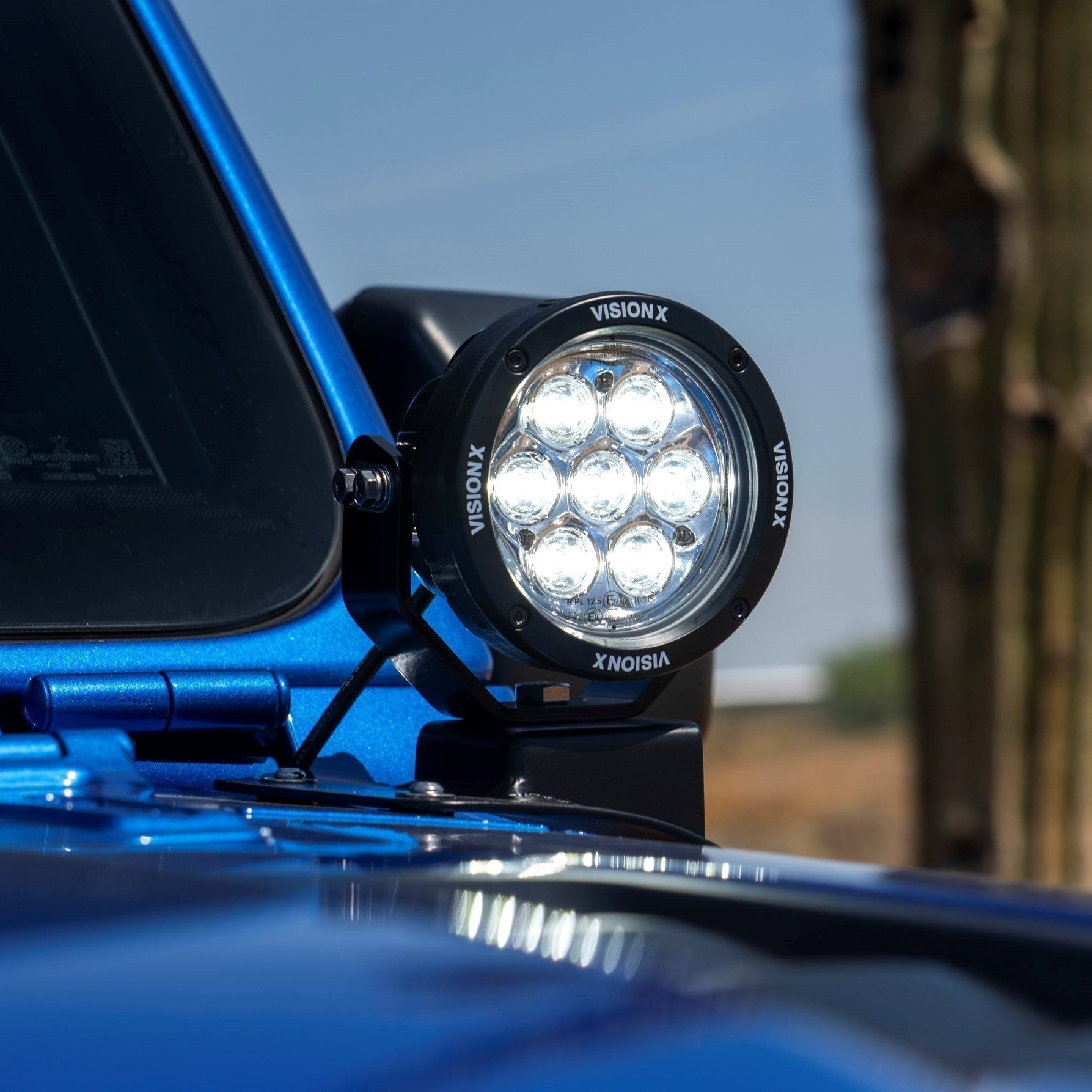 18+ Jeep JL / '20+ Jeep Gladiator Cowl Light Kit (With 4.7" CG2 Light Cannon)-M.O.R.E.