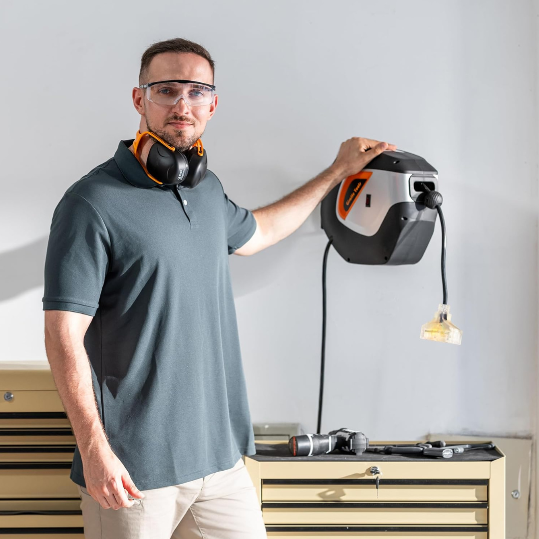 Retractable Extension Cord Reel-12/14/16 AWG-M.O.R.E.