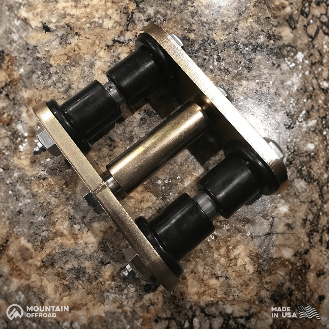 "Bomb Proof" Motor Mount Kit for Jeep CJ (1972-86) with AMC 6-cylinder 4.2L / pre-99 4.0L-M.O.R.E.