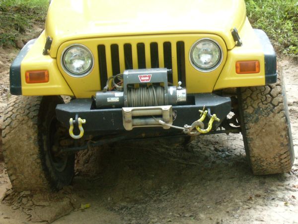 "Rock Proof" Front Bumper: Stubby for Jeep Wrangler TJ (1997-06) / Wrangler Unlimited LJ (2004-06)-M.O.R.E.